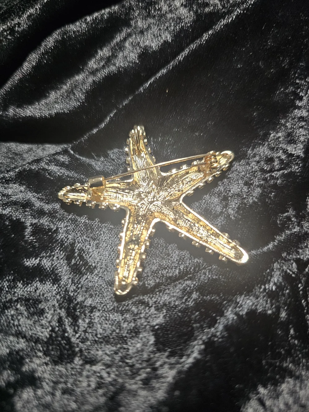N/A gold tone